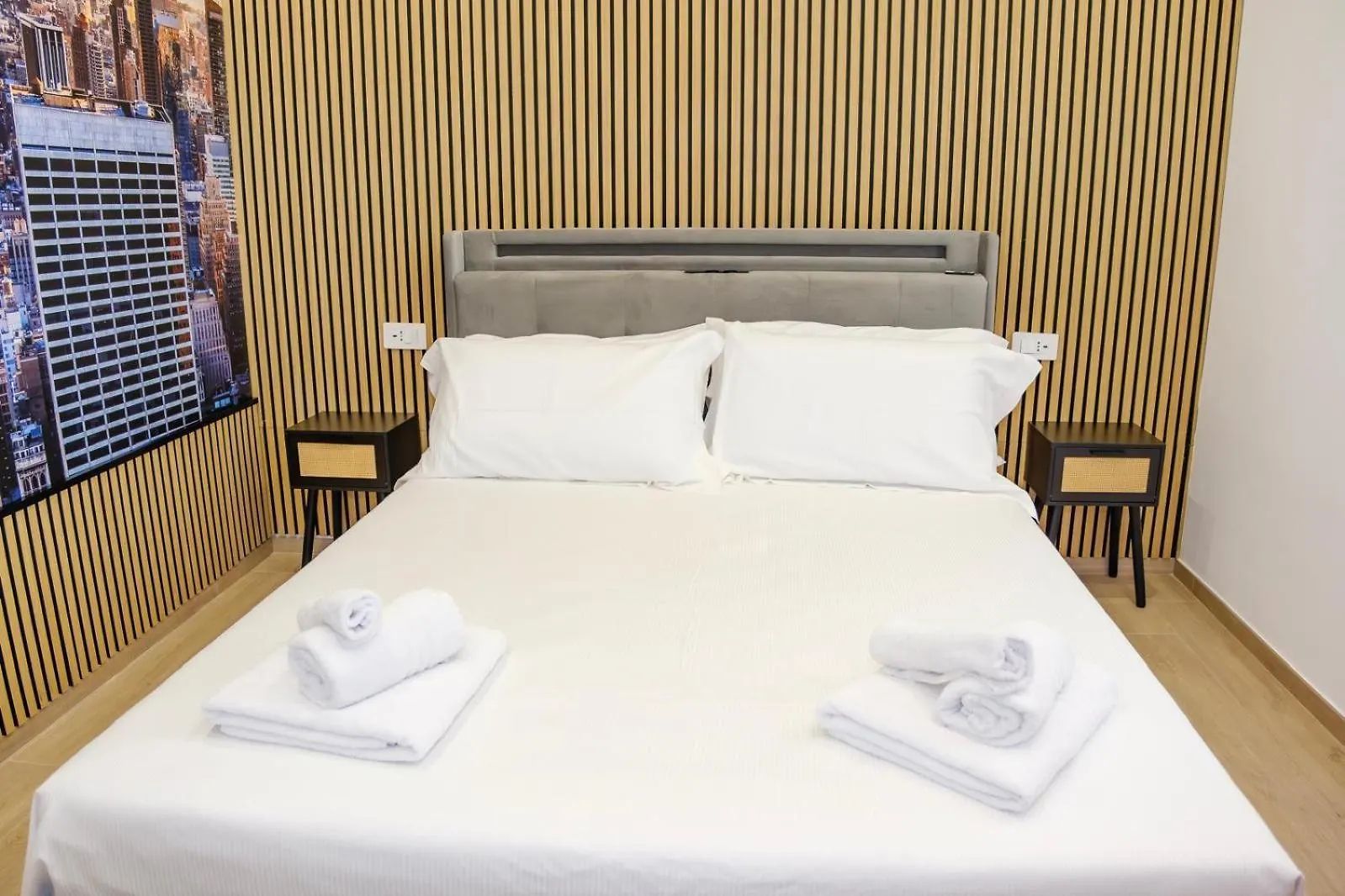 Futura Guest House Μπάρι Bed and Breakfast