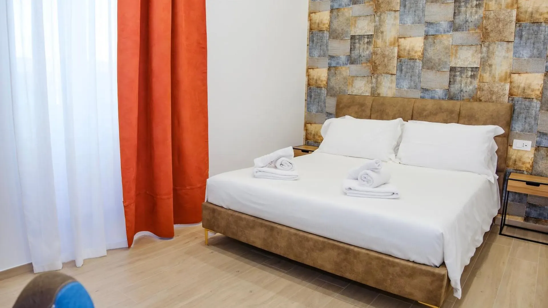 Bed and Breakfast Futura Guest House Μπάρι