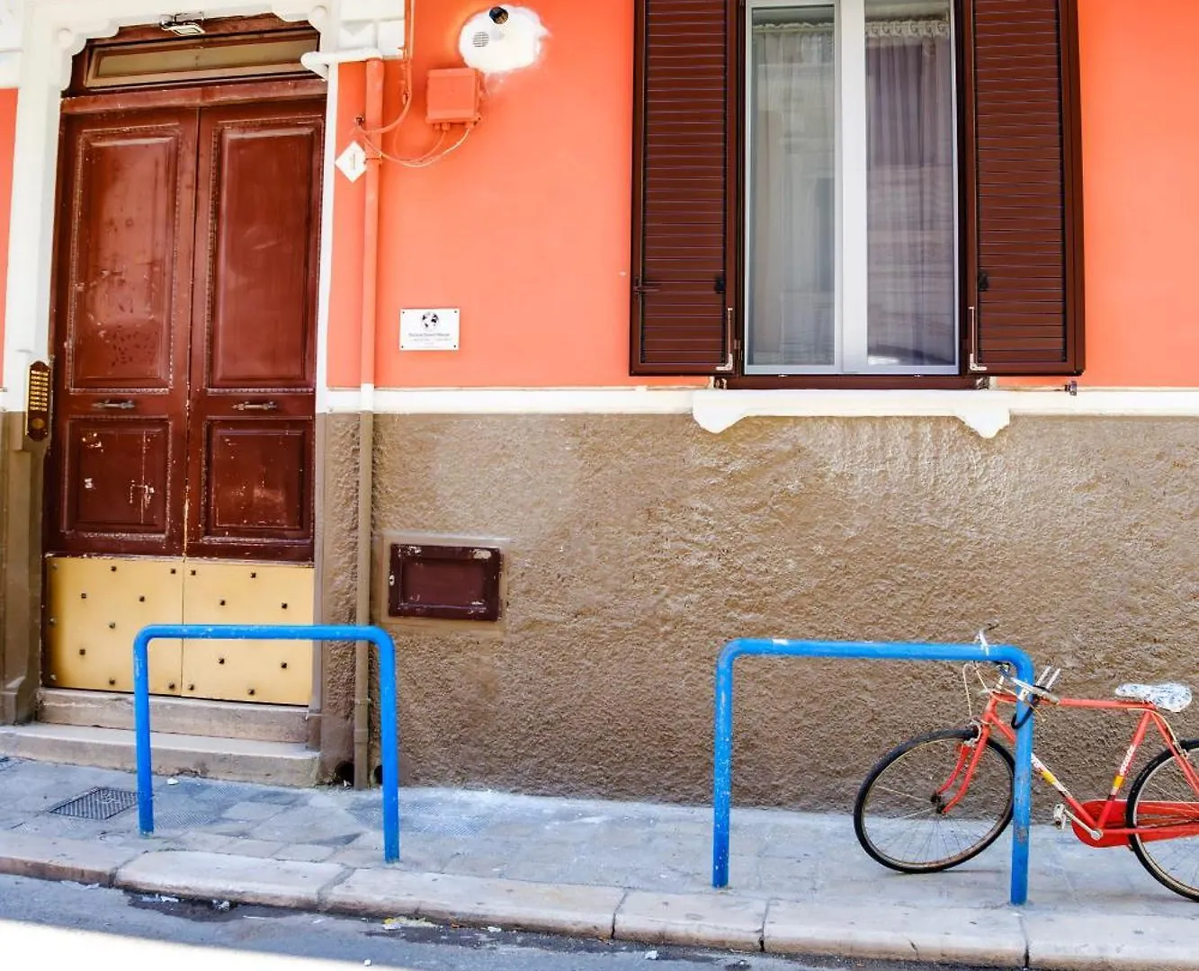 Futura Guest House Μπάρι Bed and Breakfast