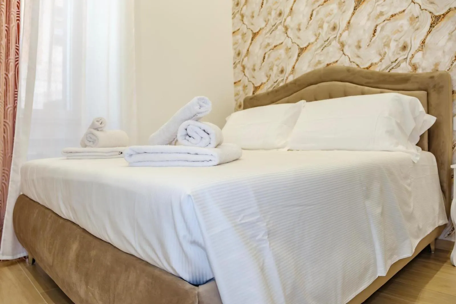 Bed and Breakfast Futura Guest House Μπάρι Ιταλία